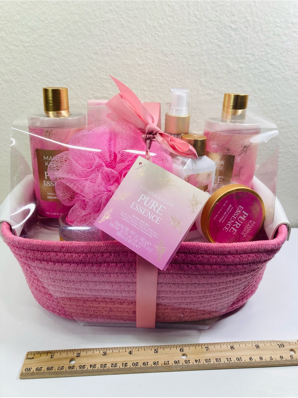 NEW Manna Kadar Pure Essence Pink Bath & Body Gift Set